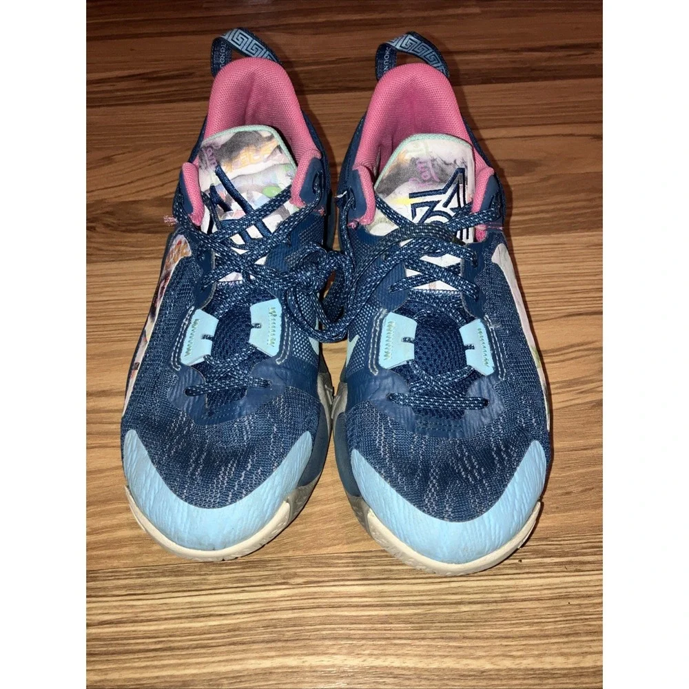 Nike Giannis Immortality 2 Valerian Blue Glow FD0213-400 Size‎ 3.5